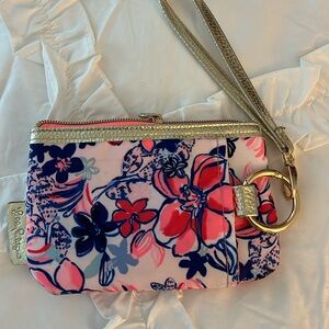 Lilly Pulitzer Wtistlet!! In Party Like A Rock Lobstar- a favorite print!! 😎